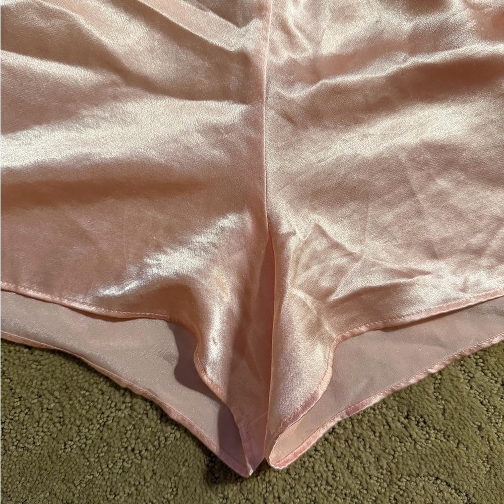 Vintage Victoria's Secret Gold Label Light Pink Satin Pajama Shorts - Picture 2 of 5